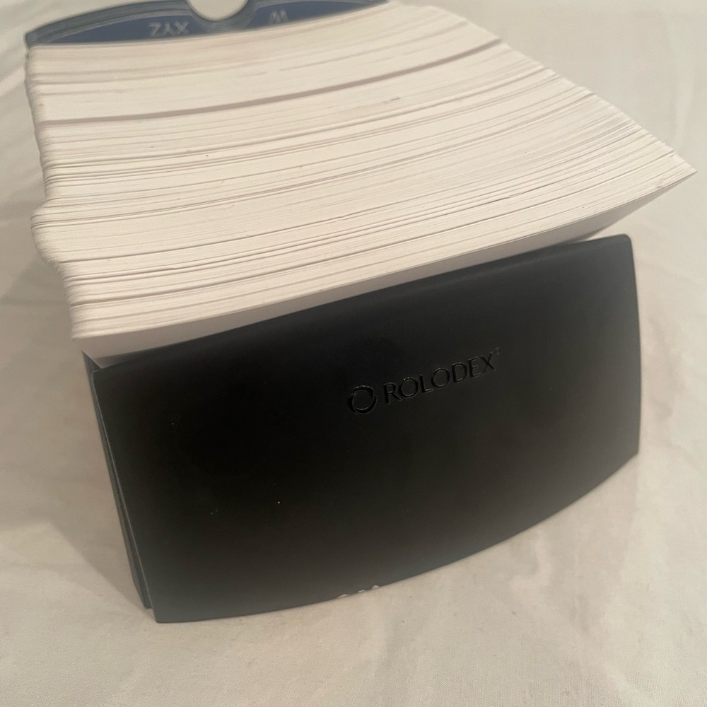 Rolodex Card File NEW R-530 Home Open VIP Office Organization Business Large - Picture 4 of 11